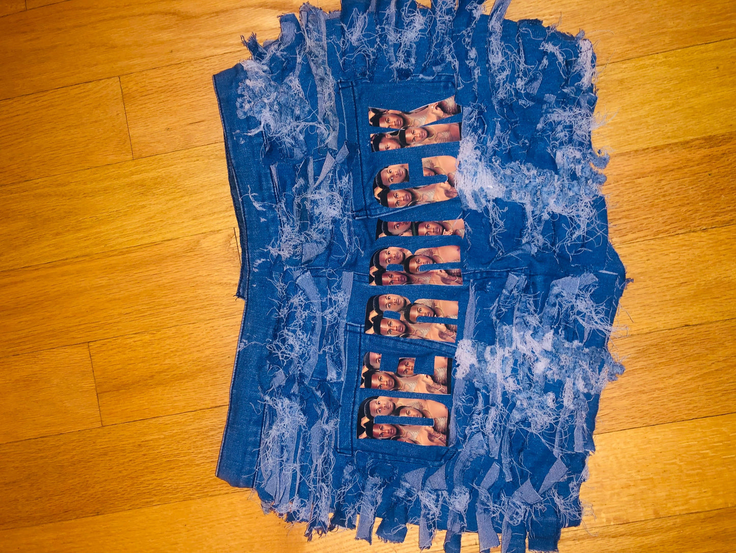 MY MAN Distressed Skirt